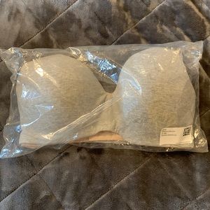 H&M nursing bras 38D new with tags